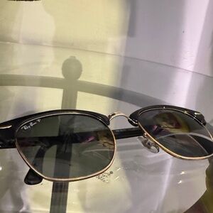 Ray-Ban Classic Black and Gold Sunglasses